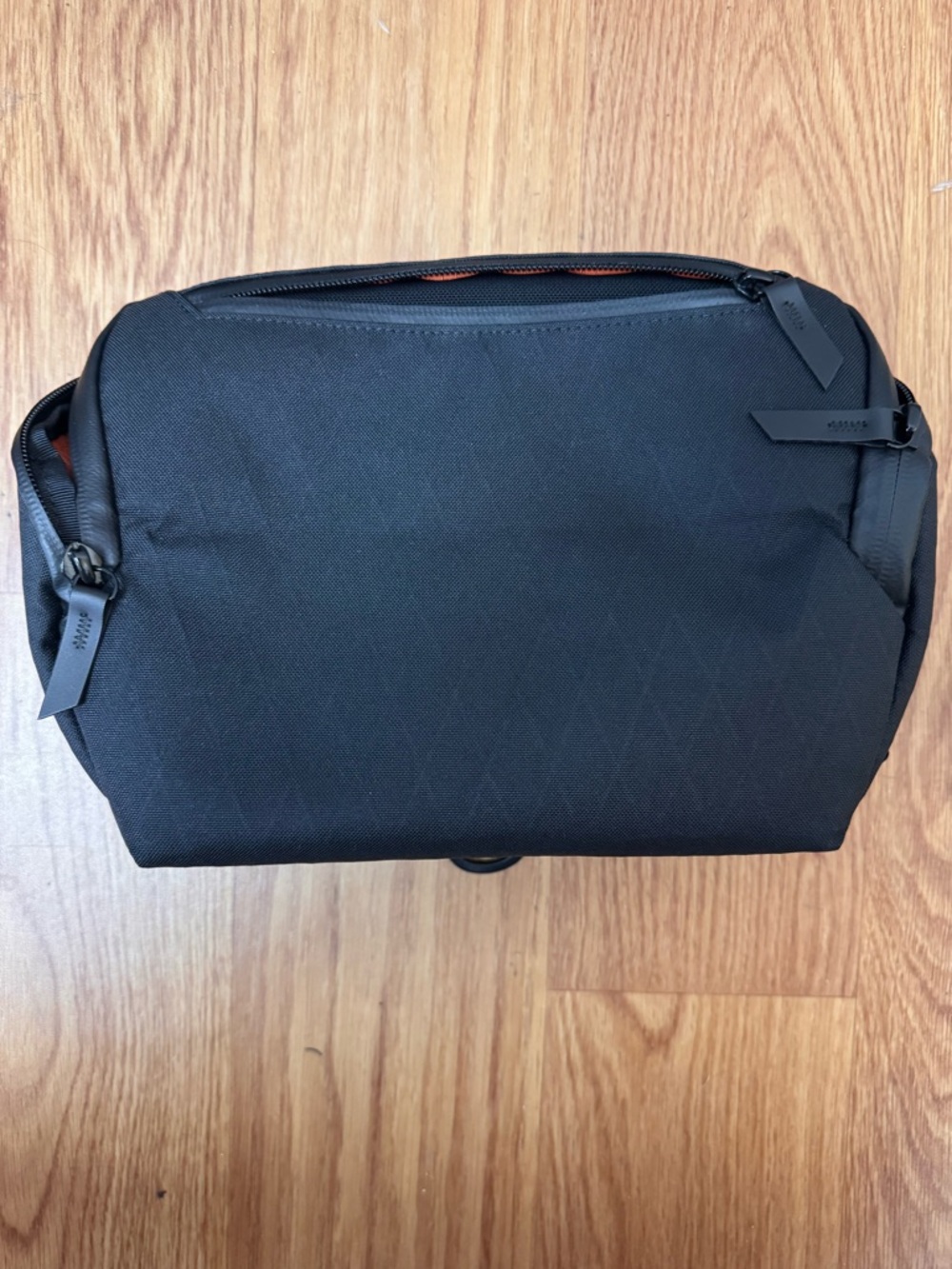 Alpaka Black Men’s Travel Sling Bag